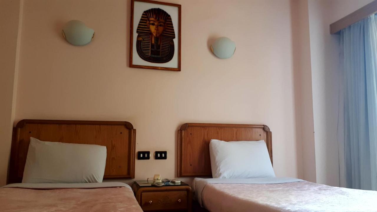 New Pola Hotel Луксор Экстерьер фото