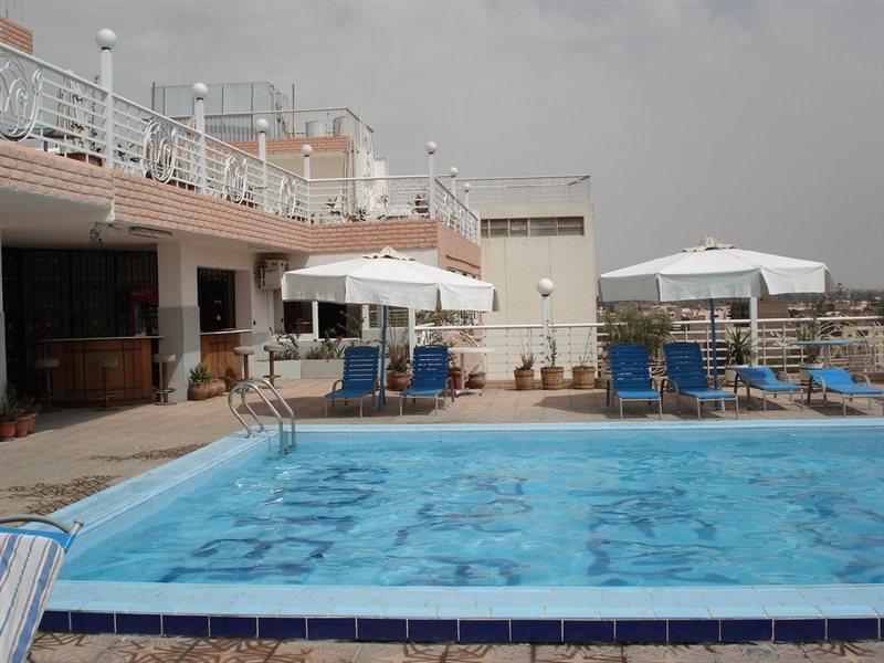 New Pola Hotel Луксор Экстерьер фото