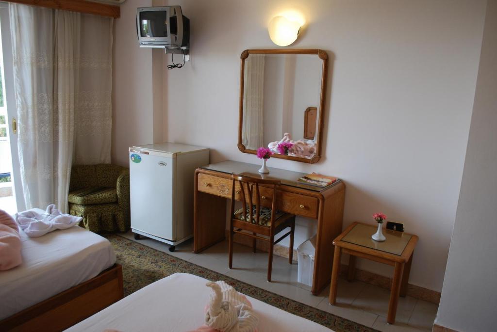 New Pola Hotel Луксор Экстерьер фото