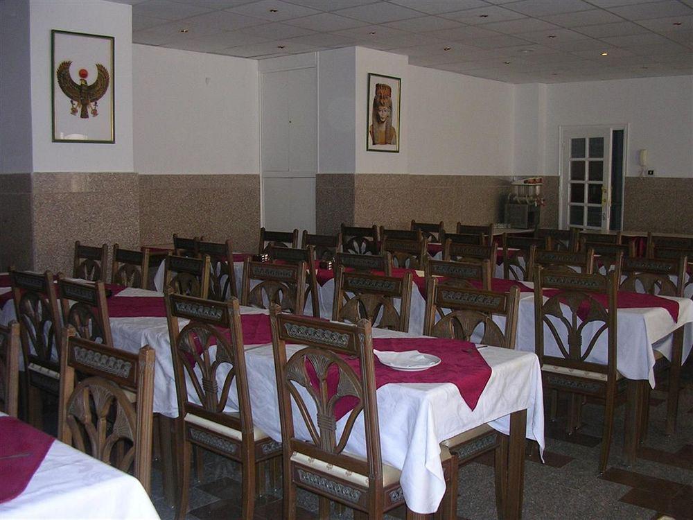 New Pola Hotel Луксор Экстерьер фото